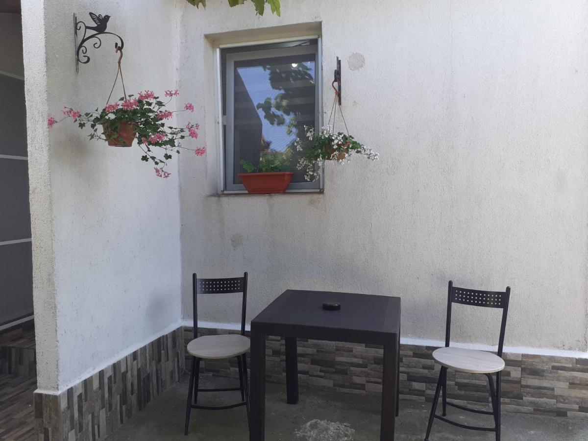 Ferienwohnung La Naty Limanu Exterior foto